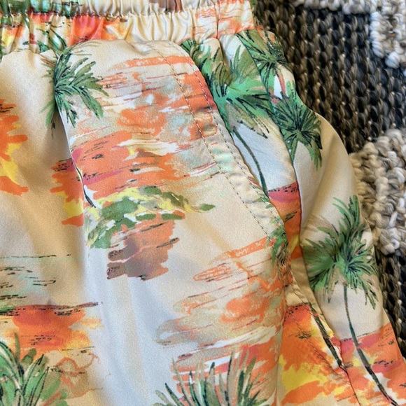 Forever 21 board shorts size small palm trees - Picture 8 of 10